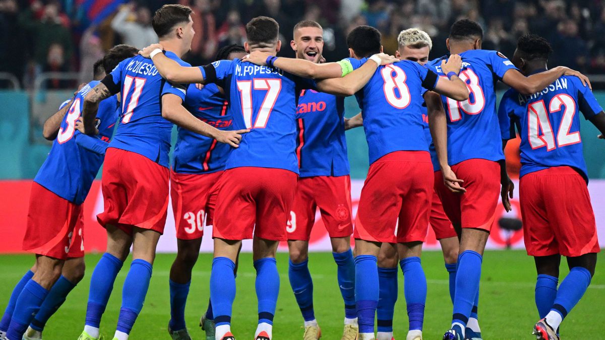 FCSB are un lot prea numeros 2